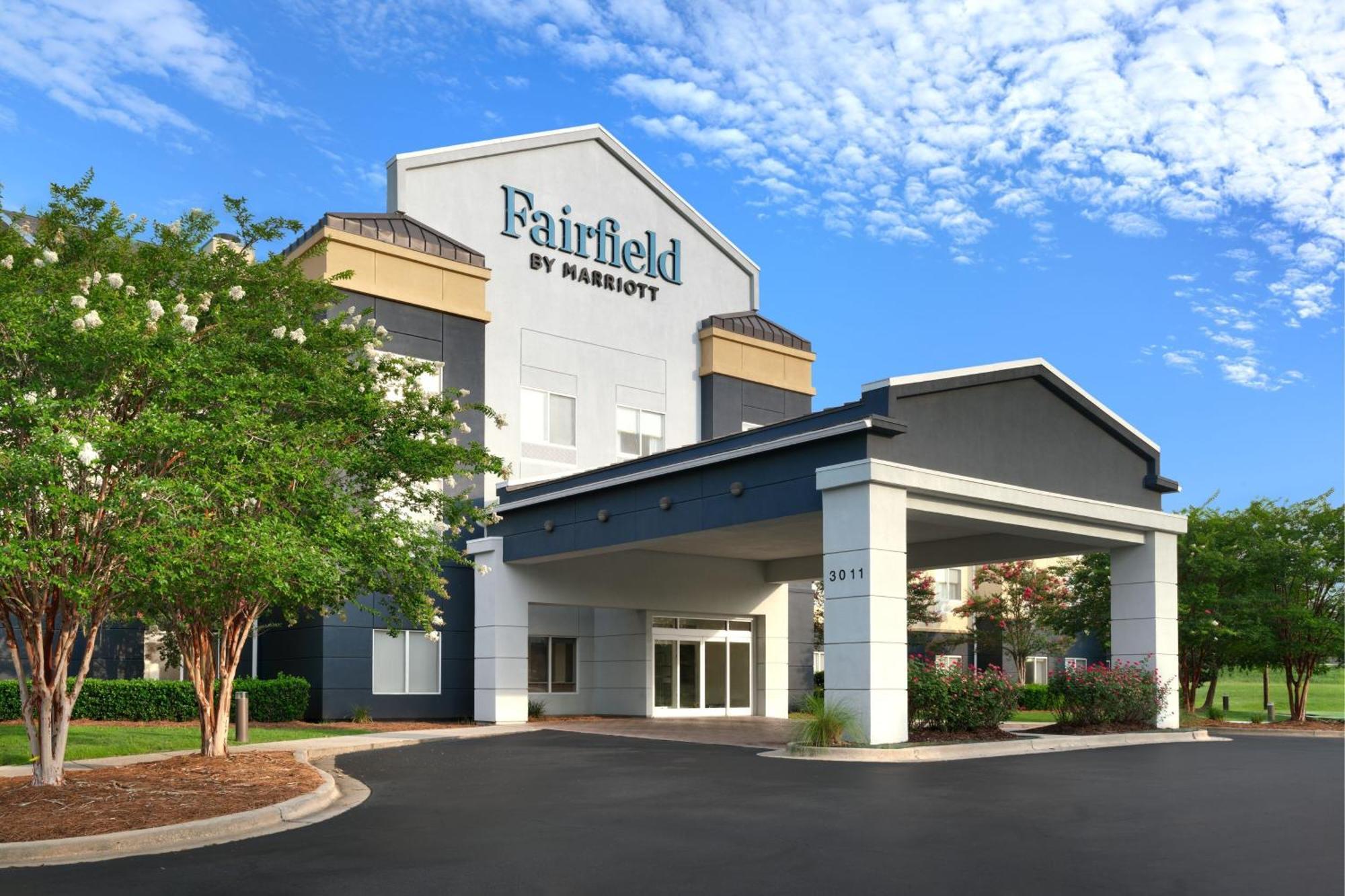 Fairfield Inn & Suites By Marriott Олбани Екстериор снимка